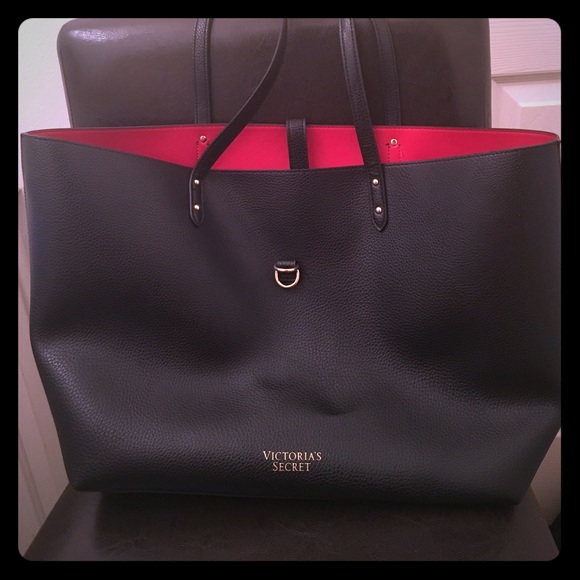 Victoria’s Secret Black Tote (w/pouch) - Picture 1 of 4